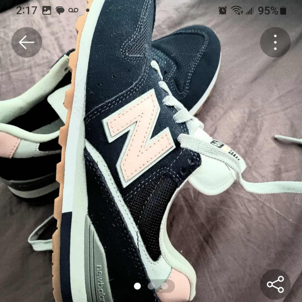 Hot new balance sz-7 NWOT ❤️